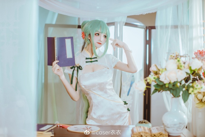 【COS正片】初音未来旗袍韶华ver,淡雅的迷人气质 coser衣衣 - 第4张 - 机器猫次元